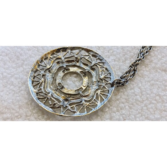 Vintage JJ Signed Pendant Chain Necklace Medallion Silver Tone Open Work 23 in - Picture 7 of 7